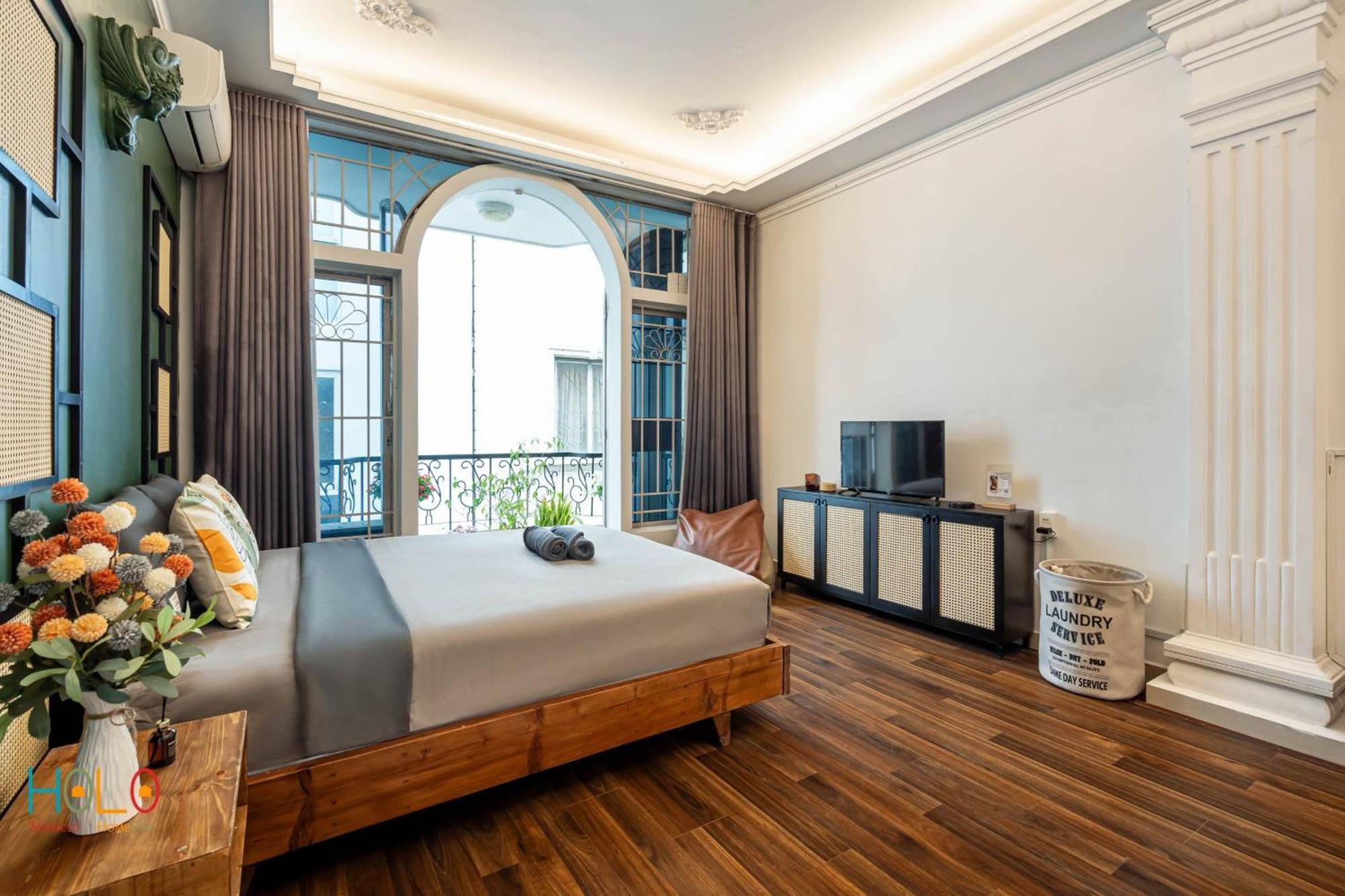 Holo Le Thanh Ton Saigon Serviced Homestay *